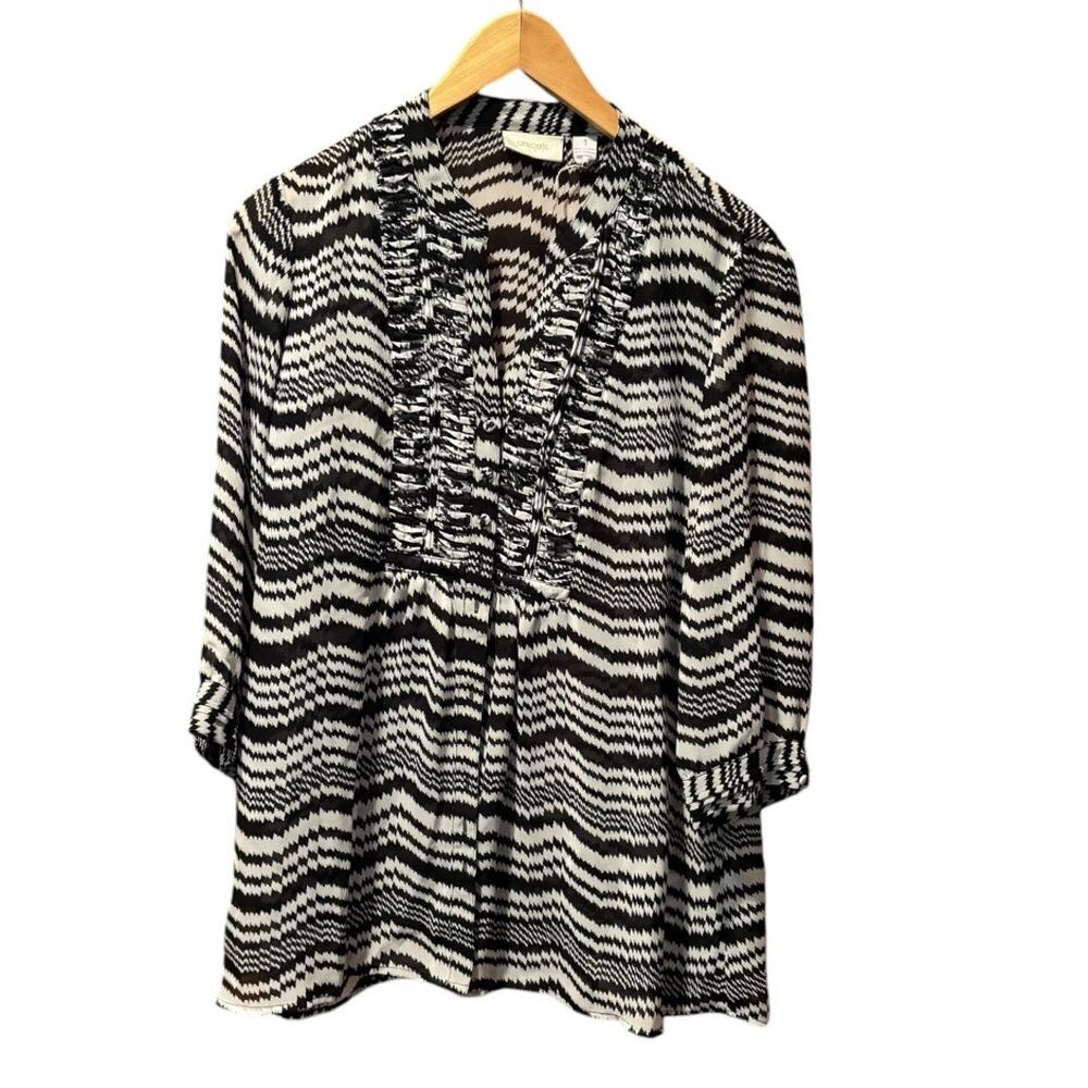 Chico's Top Women‎ M Black White Modest Ruffle Casual Flow Peasant Top Classic